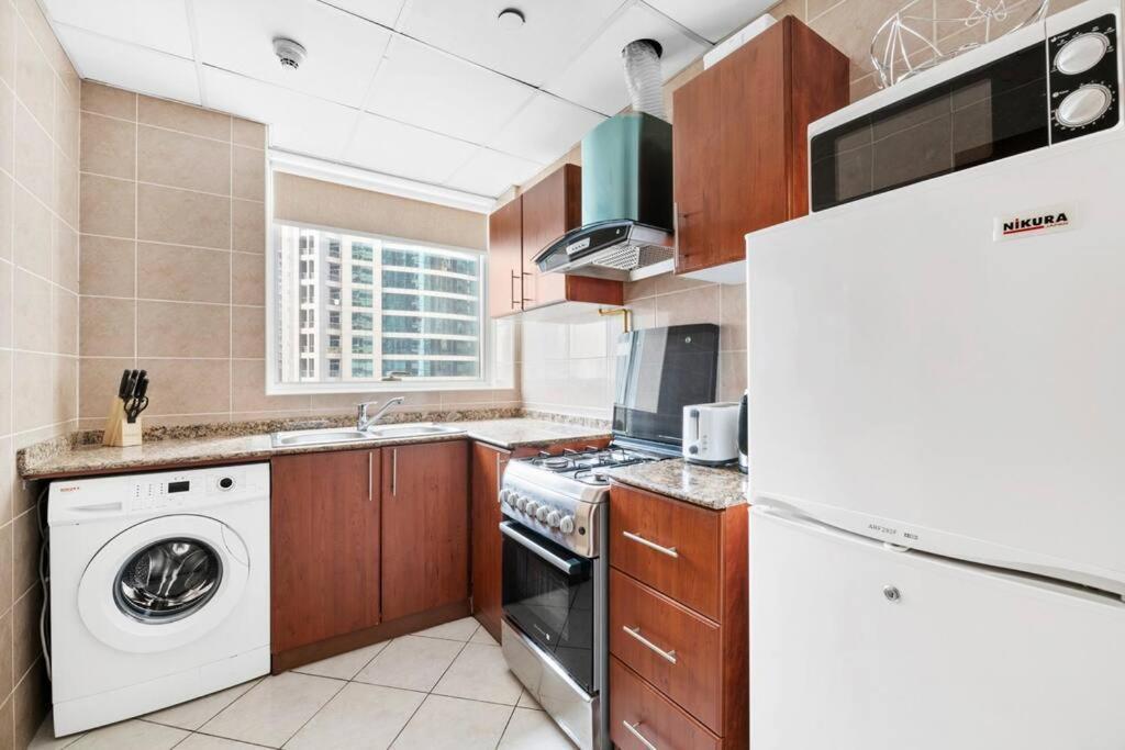 Stonetree - Marina Pinnacle 1 Bedroom - Partial Marina View Apartment